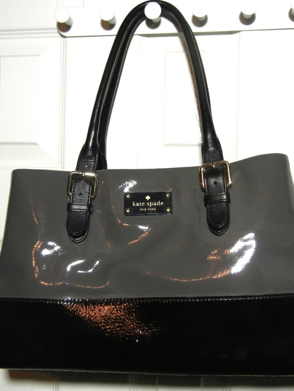 kate spade Carlisle Street Elena Gray and Black Patent Leather Shoulder Bag